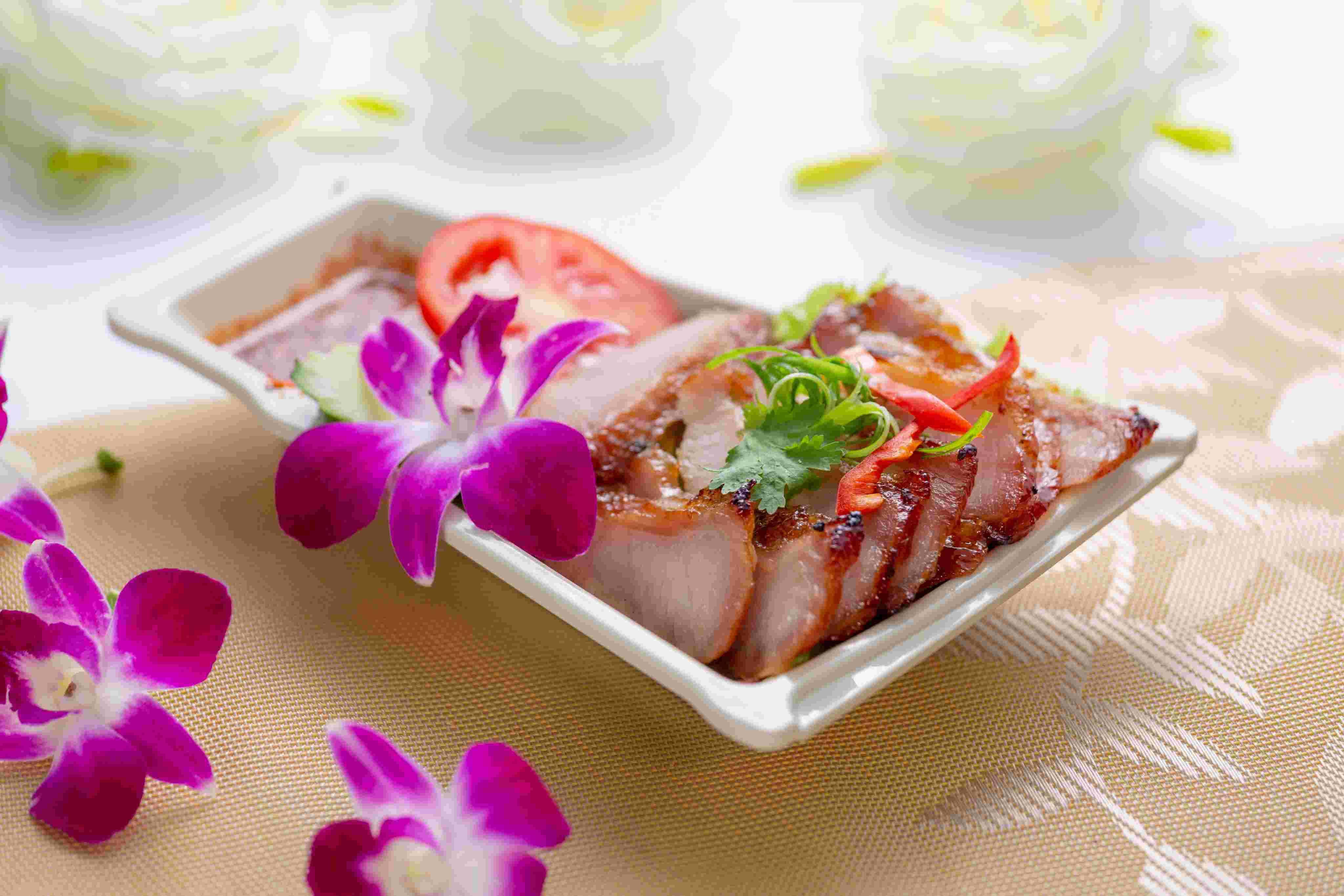 忠誠茶座泰國菜 泰式燒豬頸肉